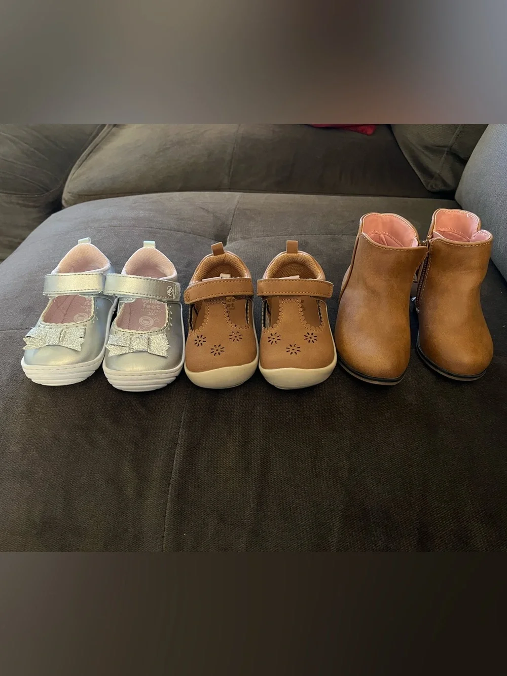 Baby girl size 5c shoes